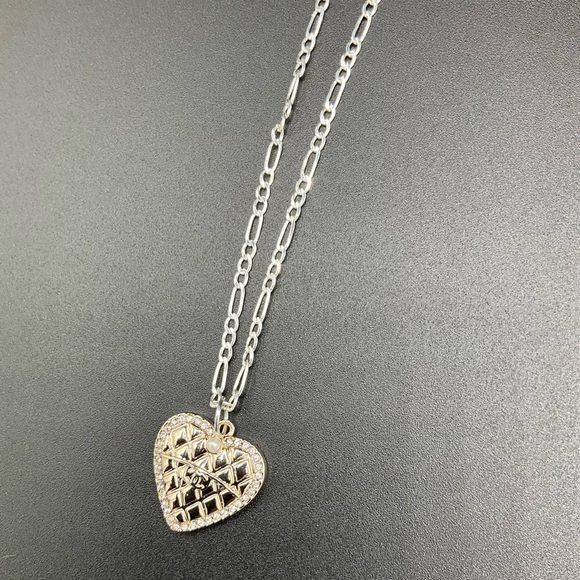 Chanel Charm Authentic with Unbranded Chain - Picture 6 of 9